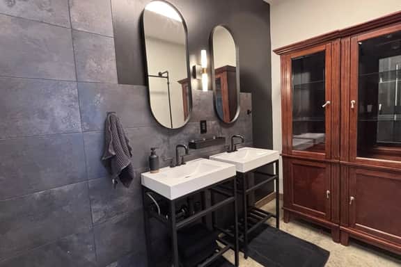 Lakeview Mountain Suite - Image 4